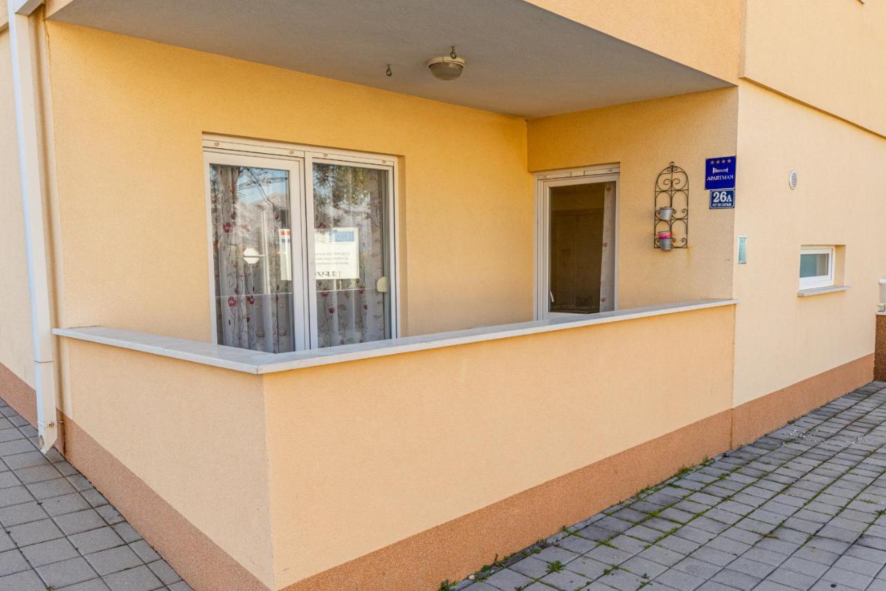 تْسافتات Spacious 2-Bedroom Apartment With Terrace And Parking المظهر الخارجي الصورة