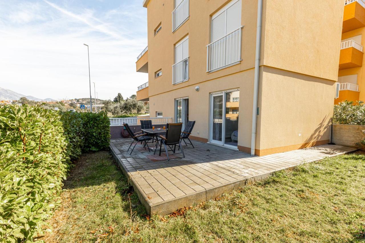 تْسافتات Spacious 2-Bedroom Apartment With Terrace And Parking المظهر الخارجي الصورة